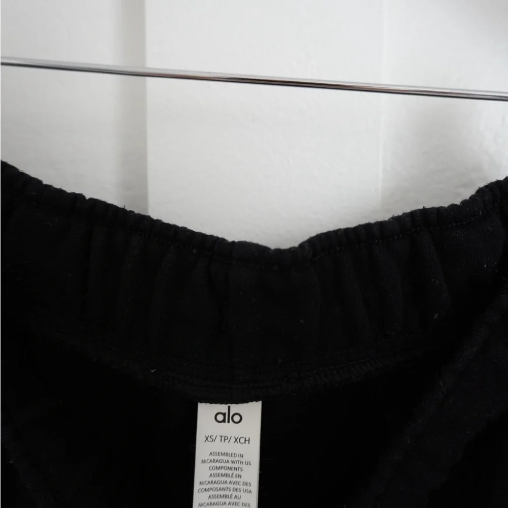 Alo Yoga Accolade Sweatpants Black - Picture 3 of 4